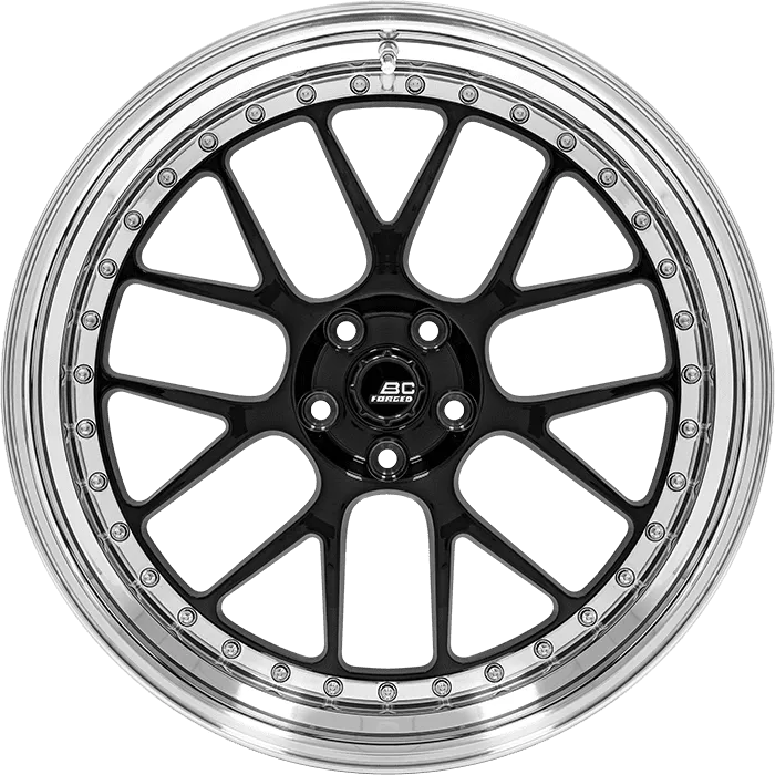 Gloss Black + Polished Lip